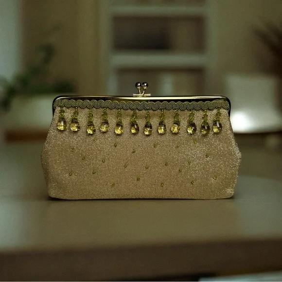 Vintage Gold Metallic Lamé Beaded Kiss Lock Clutch Handbag Satin Interior EUC - Picture 5 of 11